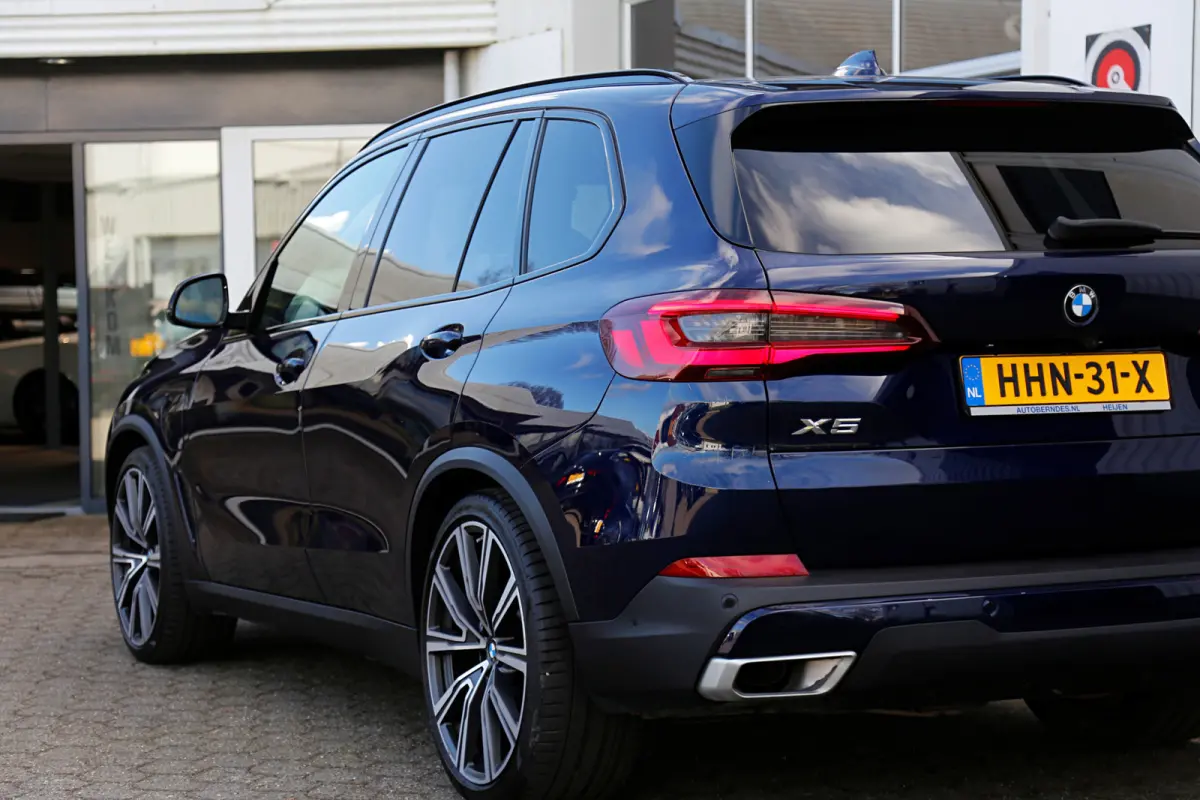xDrive45e High Executive Plug in hybride*Perfect BMW Onderh.*1ste Eig.*BTW*Luchtvering/Panodak/ACC/Individual interieur/H&K/HUD/Sfeer/Memorie/Dodehoek/Stoelkoeling/Stoelverw./LED/Apple Carpl