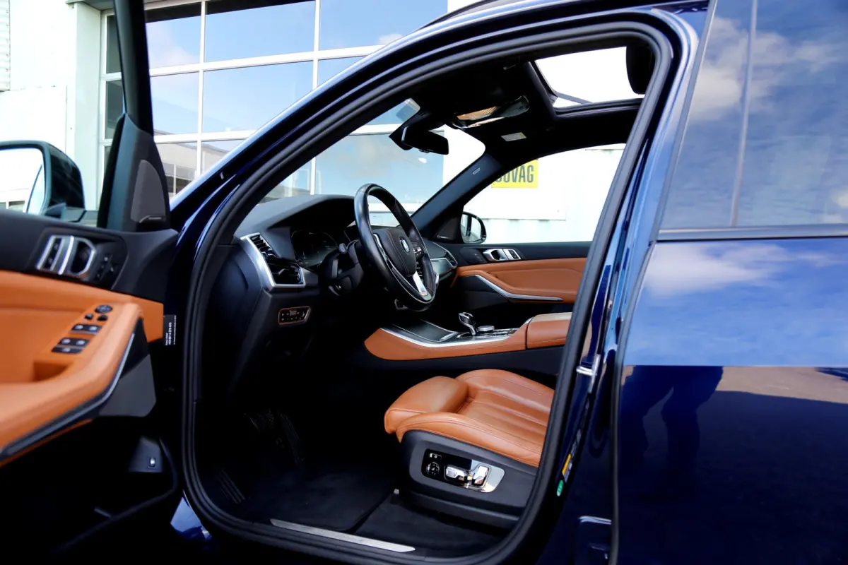 xDrive45e High Executive Plug in hybride*Perfect BMW Onderh.*1ste Eig.*BTW*Luchtvering/Panodak/ACC/Individual interieur/H&K/HUD/Sfeer/Memorie/Dodehoek/Stoelkoeling/Stoelverw./LED/Apple Carpl