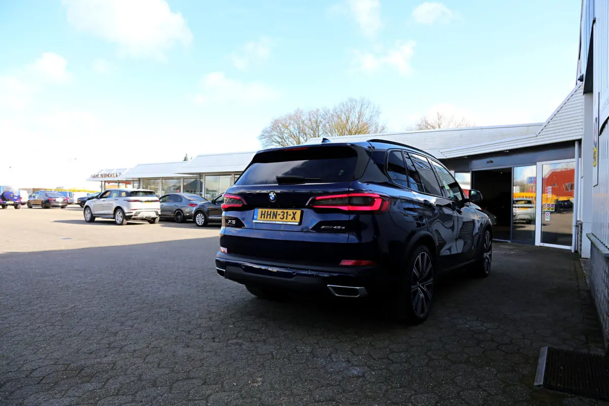 xDrive45e High Executive Plug in hybride*Perfect BMW Onderh.*1ste Eig.*BTW*Luchtvering/Panodak/ACC/Individual interieur/H&K/HUD/Sfeer/Memorie/Dodehoek/Stoelkoeling/Stoelverw./LED/Apple Carpl