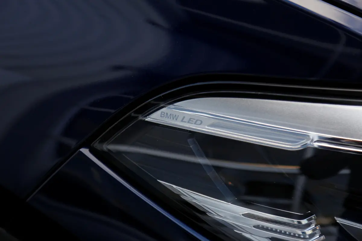 xDrive45e High Executive Plug in hybride*Perfect BMW Onderh.*1ste Eig.*BTW*Luchtvering/Panodak/ACC/Individual interieur/H&K/HUD/Sfeer/Memorie/Dodehoek/Stoelkoeling/Stoelverw./LED/Apple Carpl
