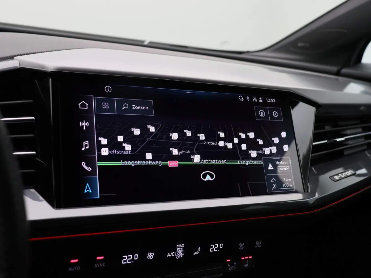 50 quattro S edition 77 kWh 299 PK | Navigatie Pro | Sonos Premium | Dynamiekpakket plus | Comfortpakket plus | Comfortsleutel | Veiligheidspakket plus | Achteruitrijcamera | Optiekpakket zw