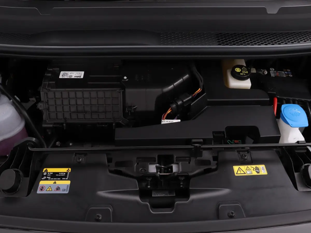 Pro Edition Advantage 204 PK DSG Assistance pakket plus | Comfort pakket plus | Design pakket plus | Infotainment package Plus | Sport pakket | Style interieur pakket (in zwart) | Warmtepomp