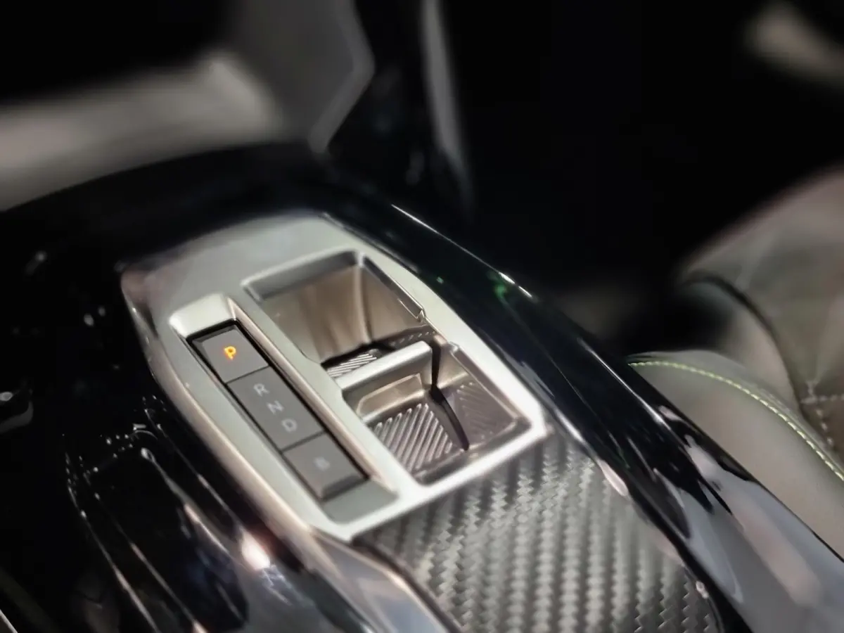EV GT Pack 50 kWh | Apple carplay | Pano.dak | Stoelverwarming | Navigatie | LED-verlichting | 1e Eigenaar | Dealeronderhouden |