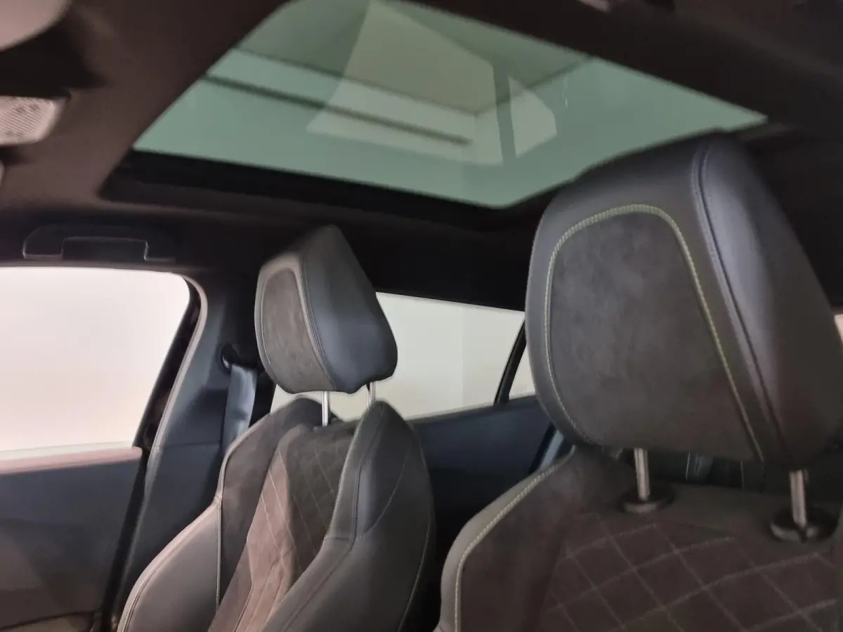 EV GT Pack 50 kWh | Apple carplay | Pano.dak | Stoelverwarming | Navigatie | LED-verlichting | 1e Eigenaar | Dealeronderhouden |