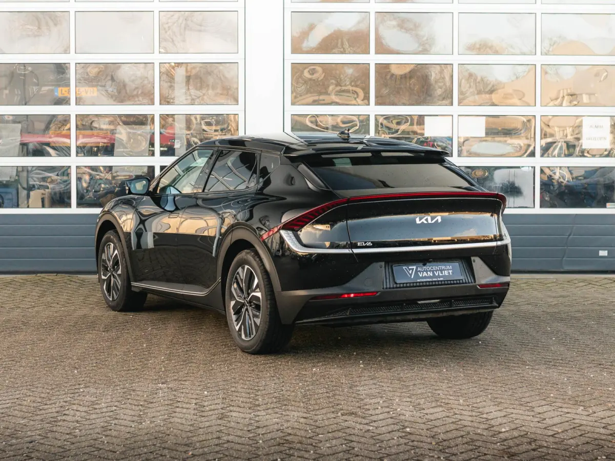 Light Edition 58 kWh | 17% Bijtelling | Navigatie | Camera | Snel rijden | Stoel & Stuur verwarming