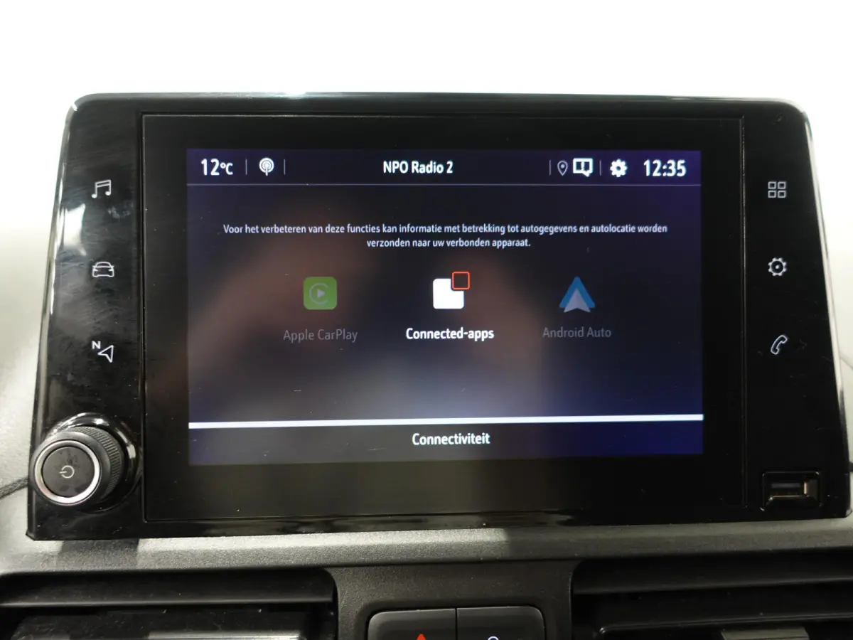 1.5D 130PK L2H1 Edition Automaat Airco Navigatie Camera Parkeersensoren Trekhaak