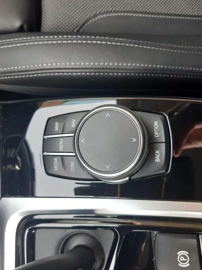 xDrive30e High Executive