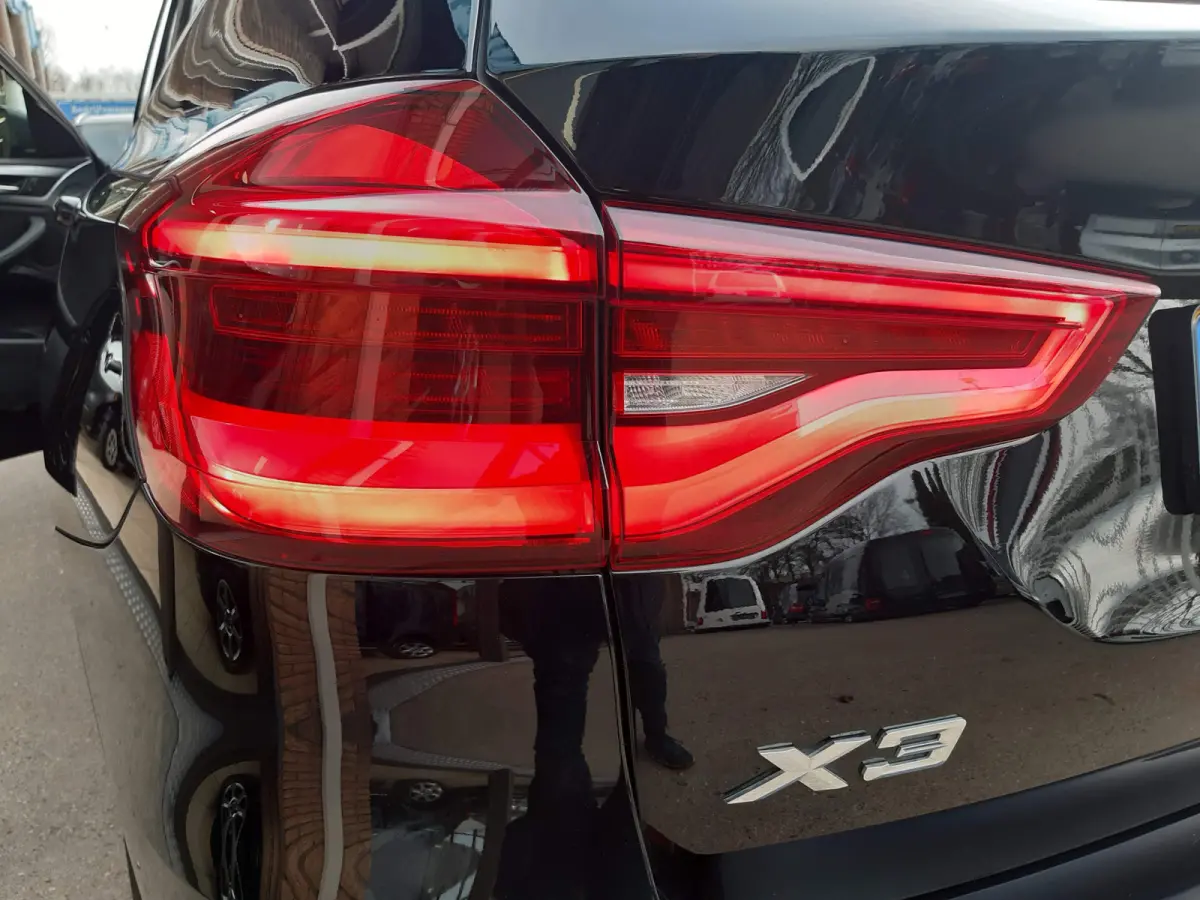 xDrive30e High Executive