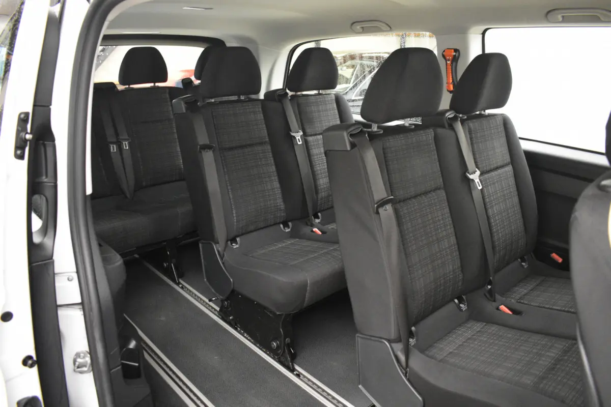 109 BlueTEC XL L3 9 Personen Airco BPM-Vrij ex BTW