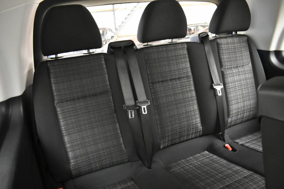 109 BlueTEC XL L3 9 Personen Airco BPM-Vrij ex BTW