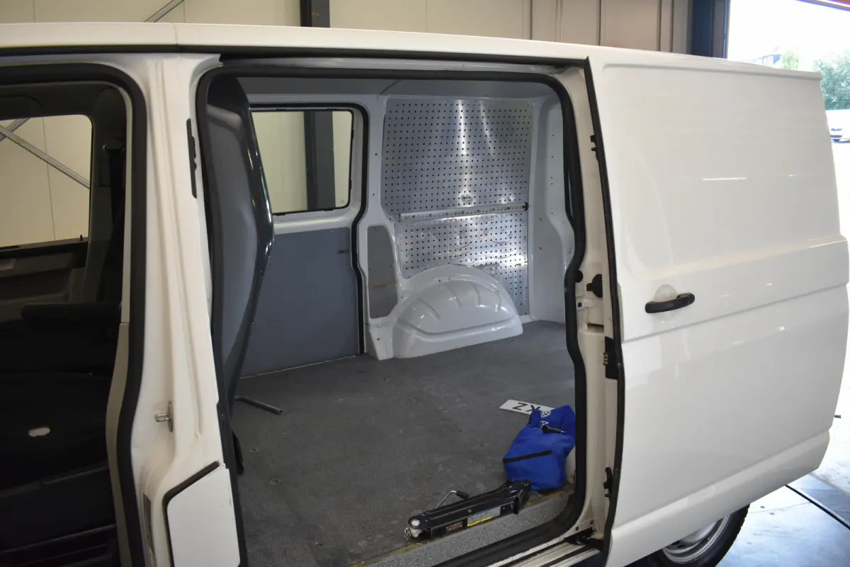 2.0 TDI 150PK Euro 6 Automaat L+R Schuifd Navi 3Pers Trekh PDC Airco Cruise