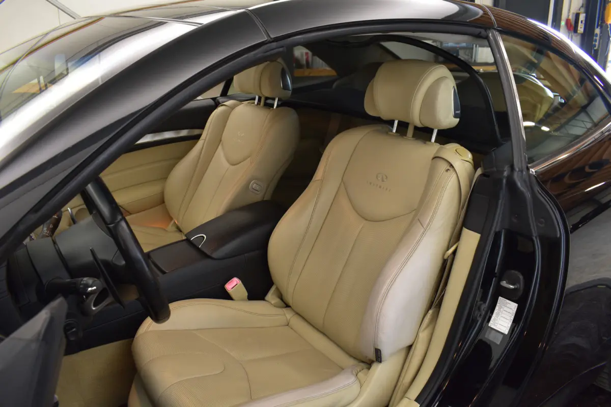 G37 GT Premium Bose Camera  NL Auto
