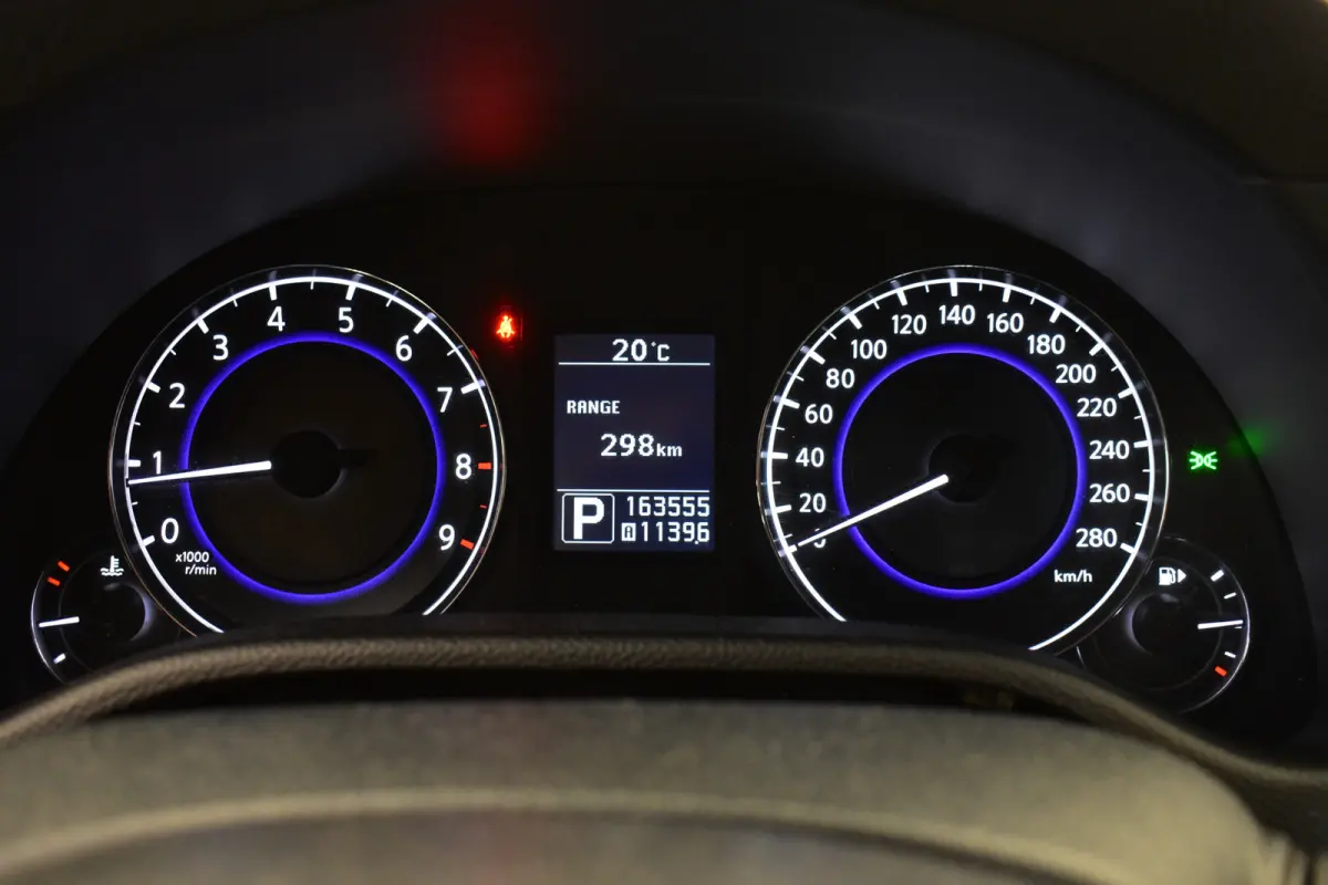 G37 GT Premium Bose Camera  NL Auto
