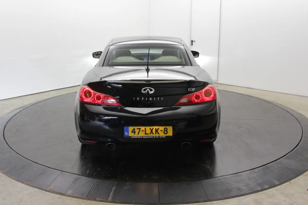 G37 GT Premium Bose Camera  NL Auto