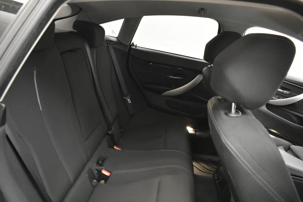 420d 181PK M-Sport Executive Groot Navi