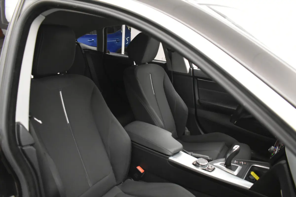 420d 181PK M-Sport Executive Groot Navi