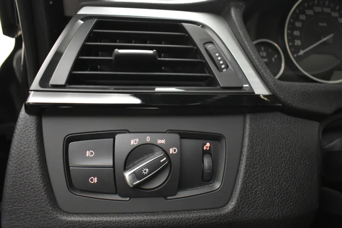 420d 181PK M-Sport Executive Groot Navi