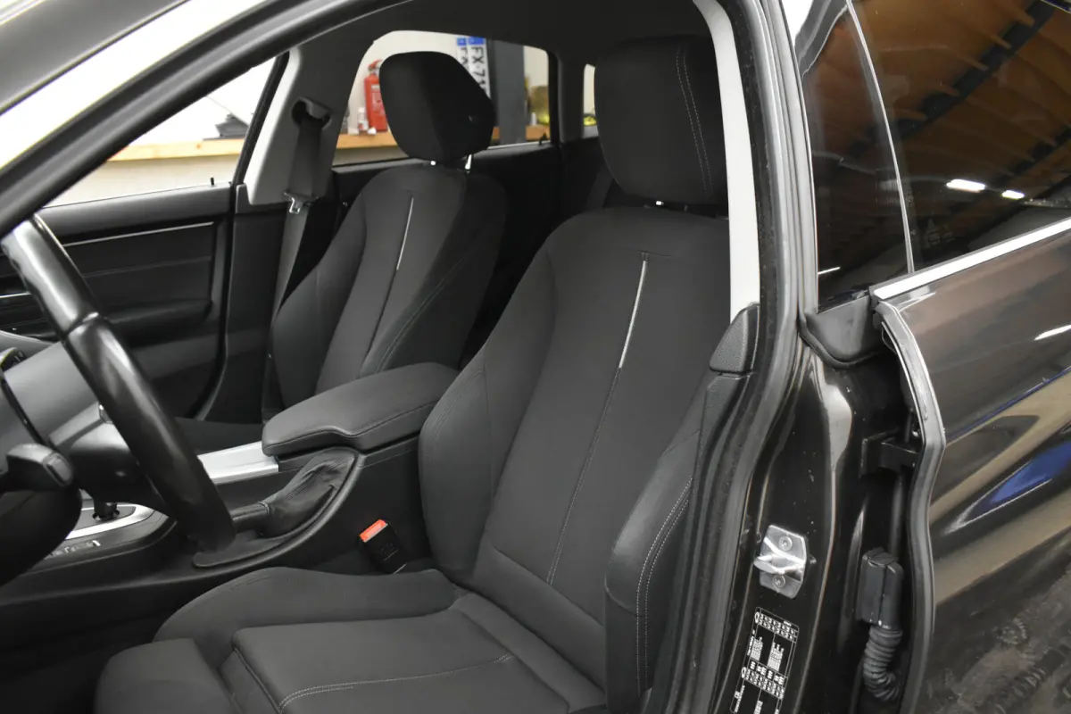 420d 181PK M-Sport Executive Groot Navi