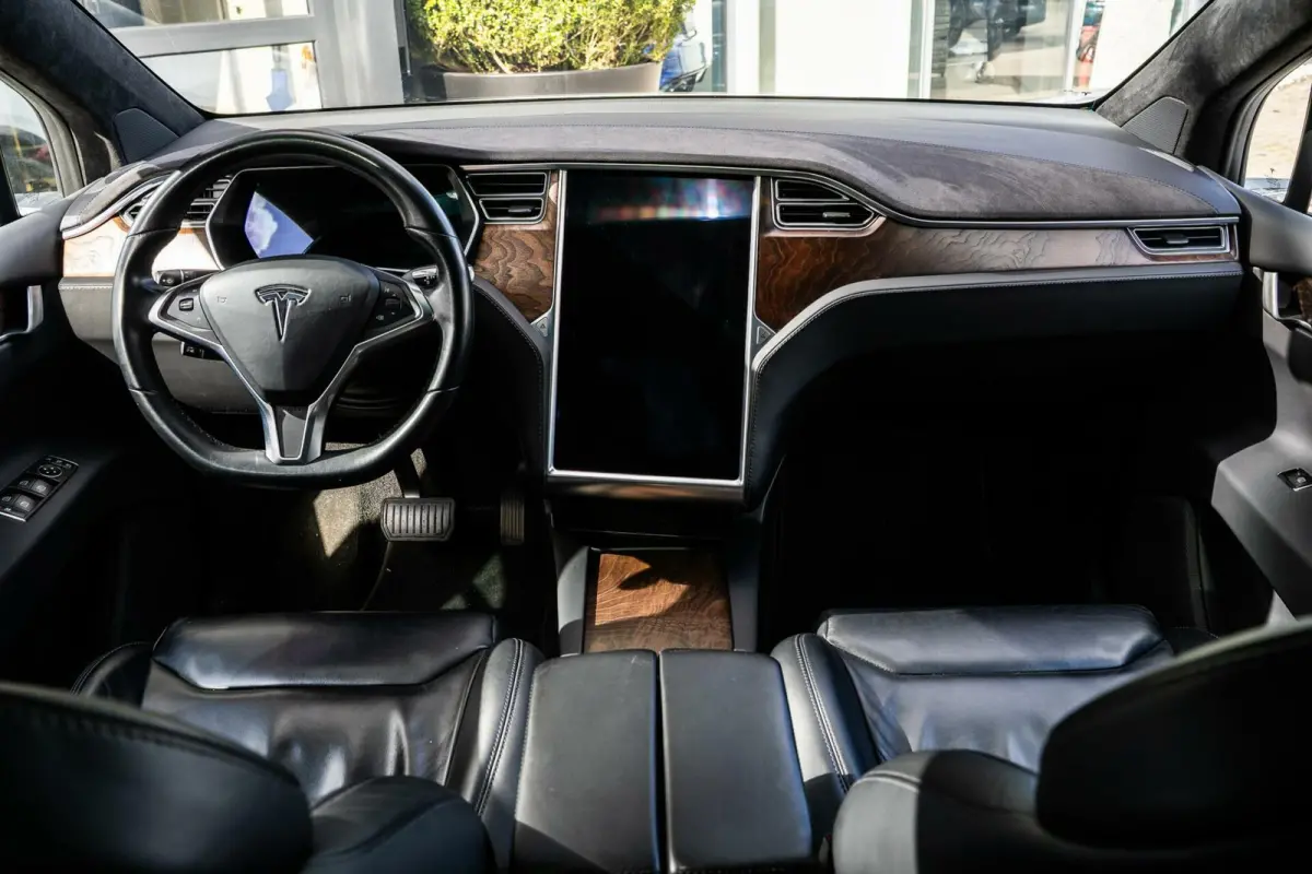 100D|AUTOPILOT|PANO|22''|360°|LEDER|KEYLESS
