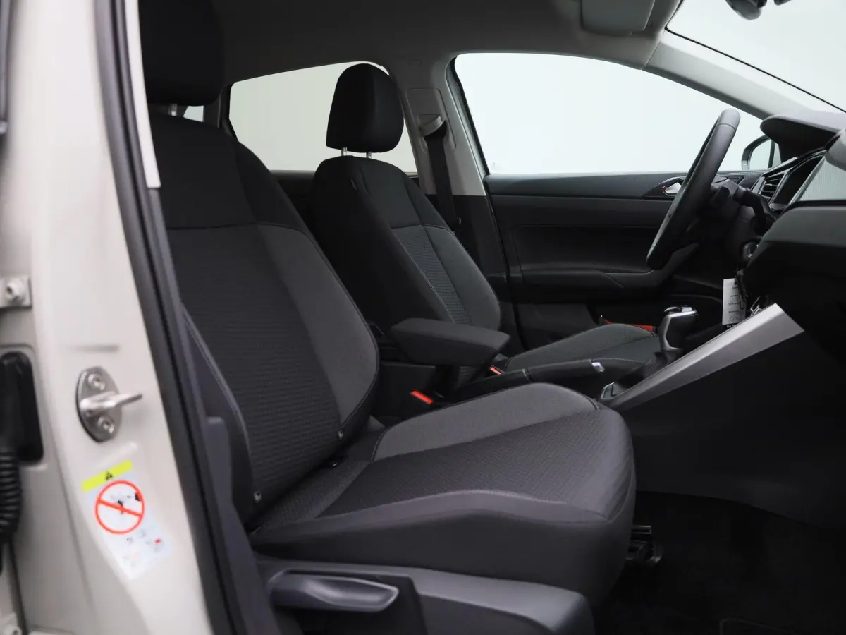 1.0 TSI Life Edition 95 PK | Automaat | Airco | Adaptieve Cruise Control | Lane Assist | Apple Carplay | Parkeersensoren achter | Achteruitrijcamera |
