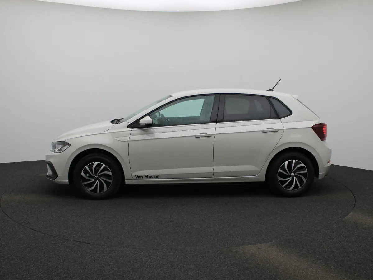1.0 TSI Life Edition 95 PK | Automaat | Airco | Adaptieve Cruise Control | Lane Assist | Apple Carplay | Parkeersensoren achter | Achteruitrijcamera |
