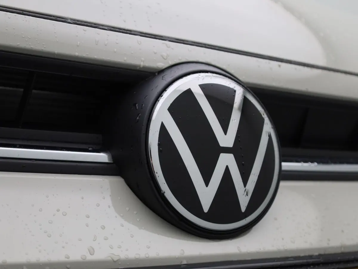 1.0 TSI Life Edition 95 PK | Automaat | Airco | Adaptieve Cruise Control | Lane Assist | Apple Carplay | Parkeersensoren achter | Achteruitrijcamera |