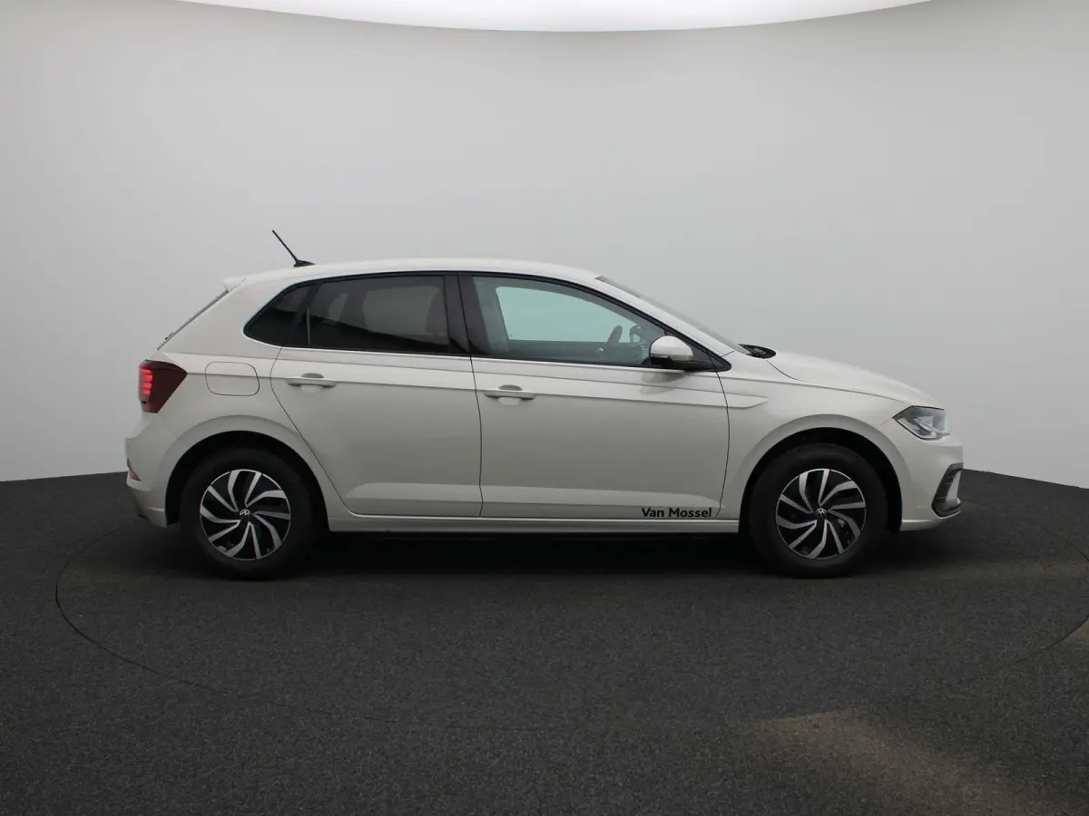 1.0 TSI Life Edition 95 PK | Automaat | Airco | Adaptieve Cruise Control | Lane Assist | Apple Carplay | Parkeersensoren achter | Achteruitrijcamera |