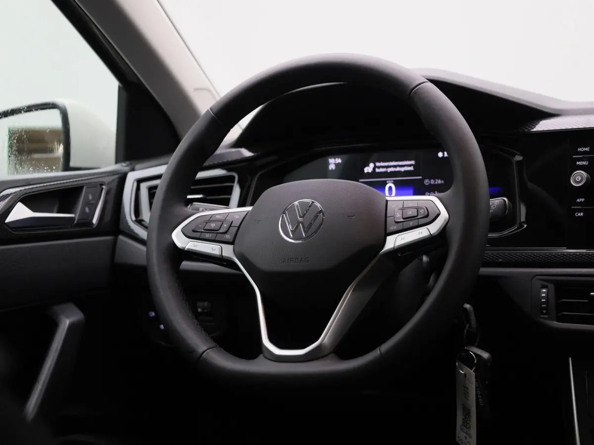 1.0 TSI Life Edition 95 PK | Automaat | Airco | Adaptieve Cruise Control | Lane Assist | Apple Carplay | Parkeersensoren achter | Achteruitrijcamera |