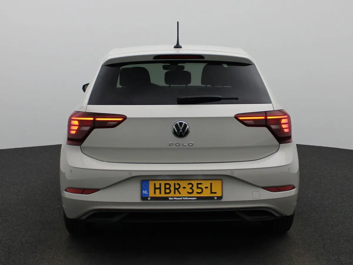 1.0 TSI Life Edition 95 PK | Automaat | Airco | Adaptieve Cruise Control | Lane Assist | Apple Carplay | Parkeersensoren achter | Achteruitrijcamera |