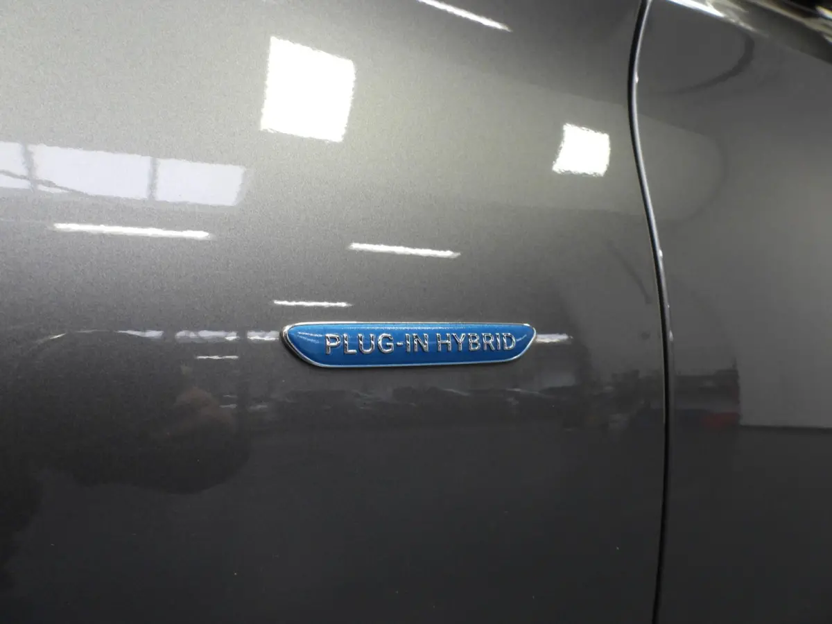 C350e Sport Edition LEER/SCHUIFDAK/LED/18"LMV!