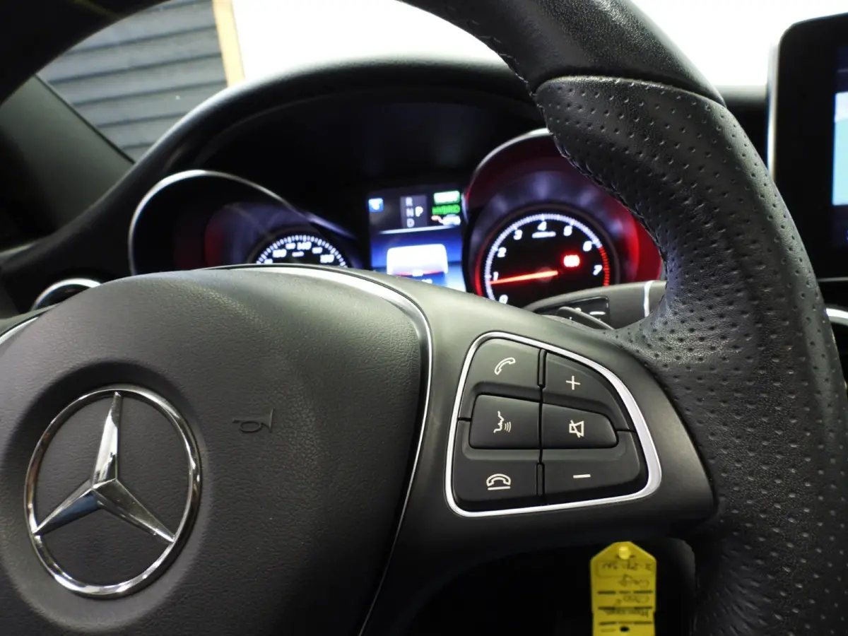 C350e Sport Edition LEER/SCHUIFDAK/LED/18"LMV!