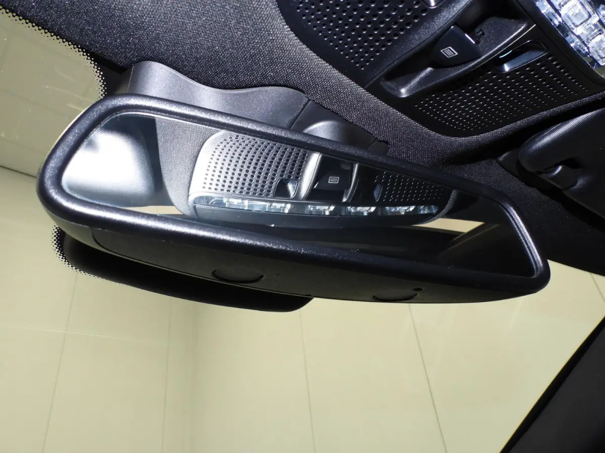 C350e Sport Edition LEER/SCHUIFDAK/LED/18"LMV!
