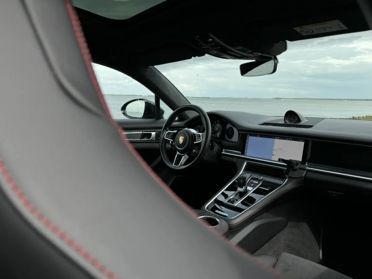 4.0 GTS Pano Sport-chrono BOSE