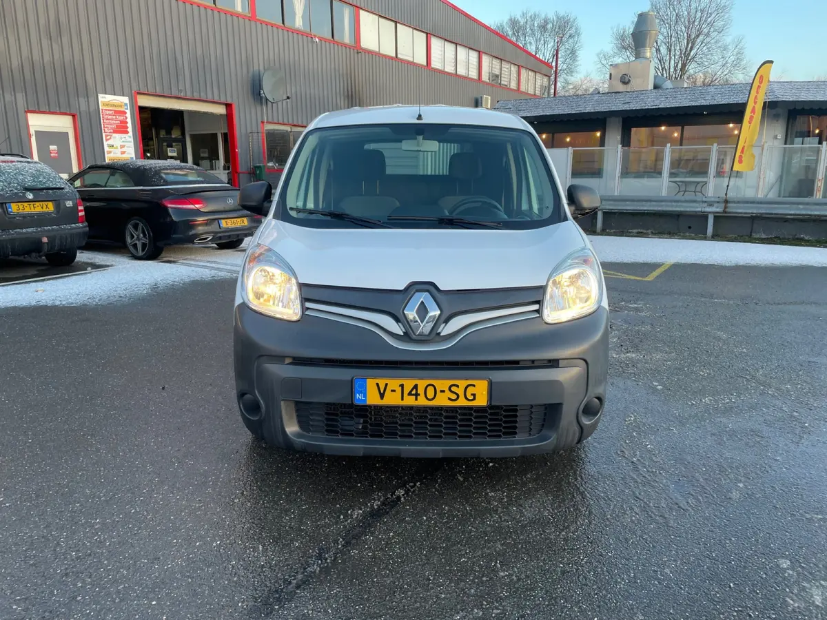 1.5 dCi 75 Energy Comfort Compact NAVI / PDC / ELEC RAMEN /
