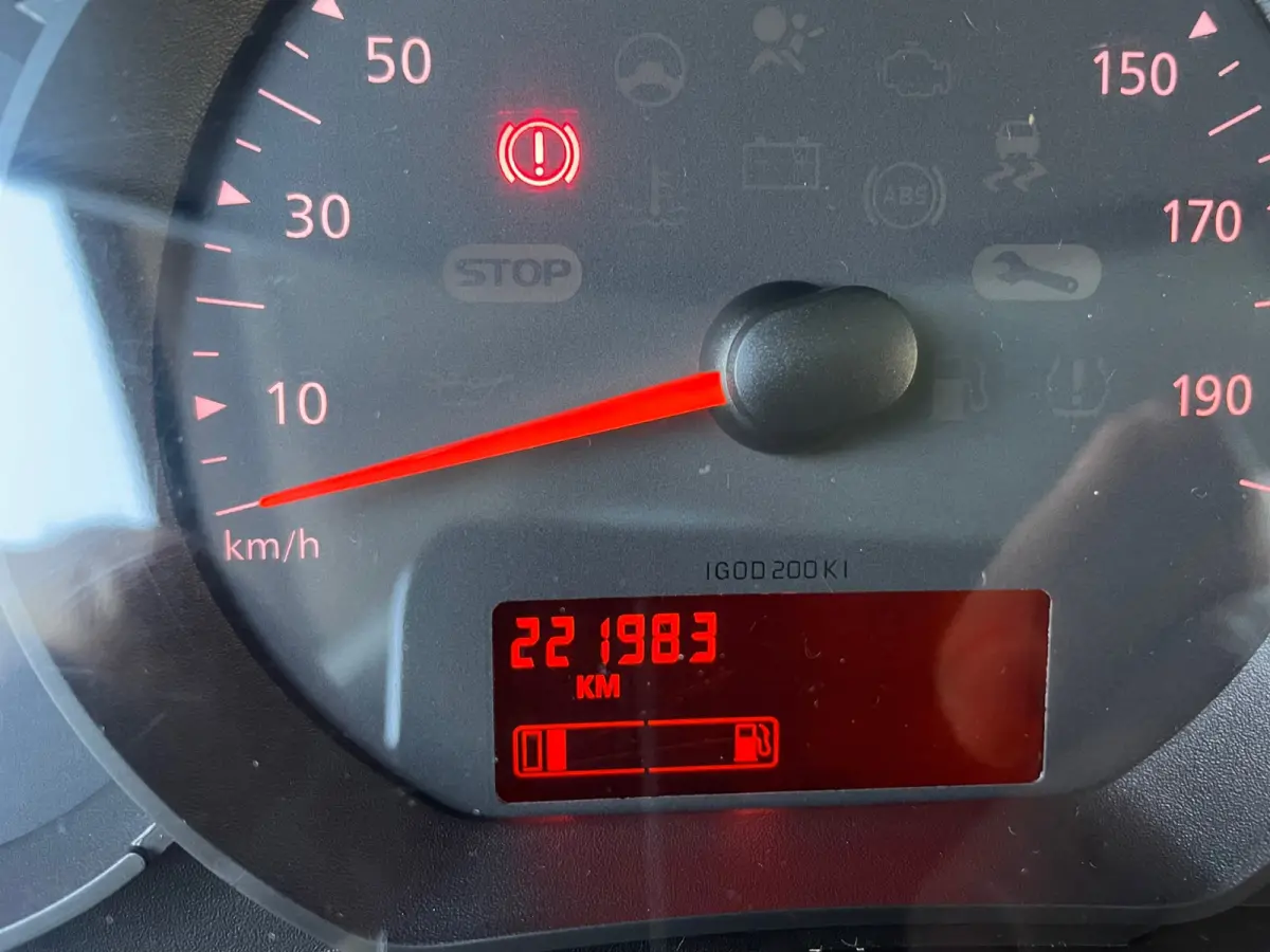 1.5 dCi 75 Energy Comfort Compact NAVI / PDC / ELEC RAMEN /