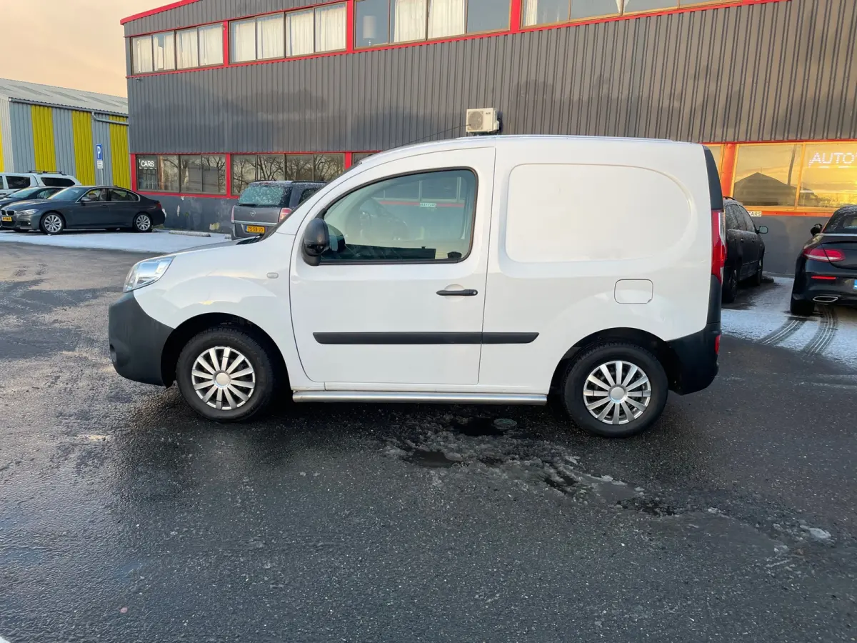 1.5 dCi 75 Energy Comfort Compact NAVI / PDC / ELEC RAMEN /
