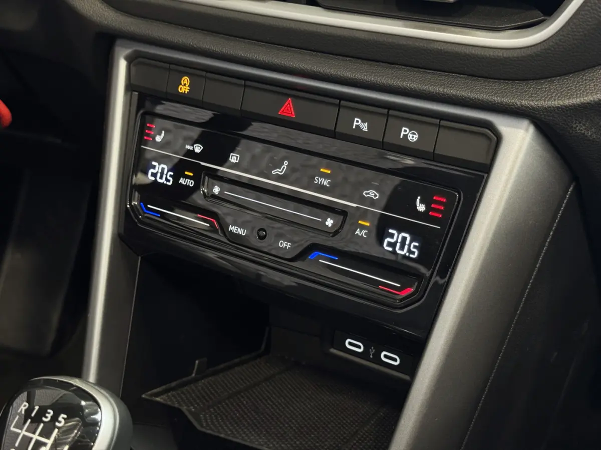 TSI VIR.COCKPIT CARPLAY NAVI IQ.LED STOEL/STUUR.VERW DAB ADAP.CRUISE ✅Top Auto's Wijchen. 30 Jaar Specialist in Volkswagen  : Alle Type's : R-Line Edition / Style / First Edition / Highlin
