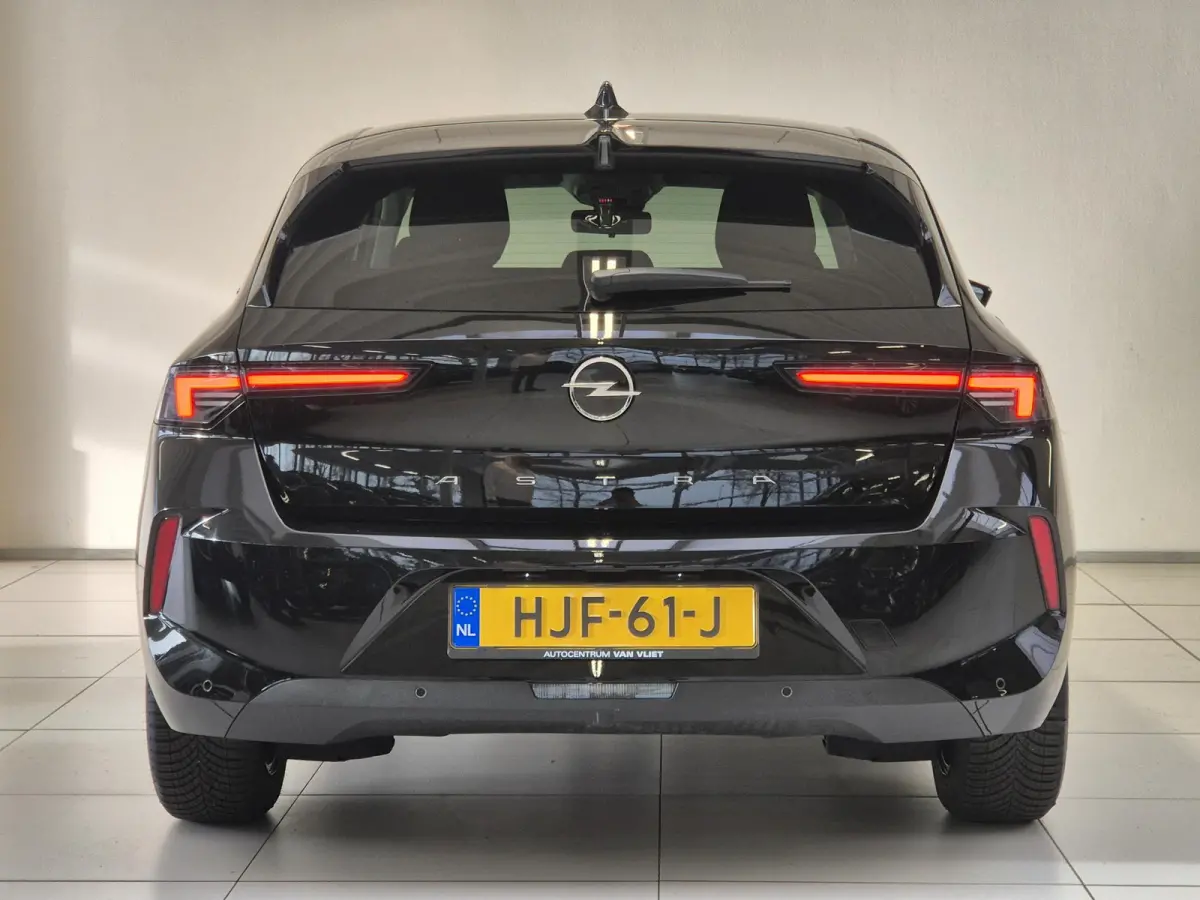 1.2 Turbo Edition | Apple CarPlay / Android Auto | Stoel- en stuurverwarming | AGR Comfortstoel | Parkeersensoren voor en achter |