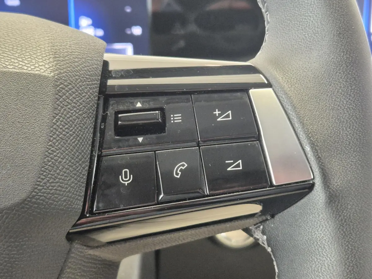 1.2 Turbo Edition | Apple CarPlay / Android Auto | Stoel- en stuurverwarming | AGR Comfortstoel | Parkeersensoren voor en achter |