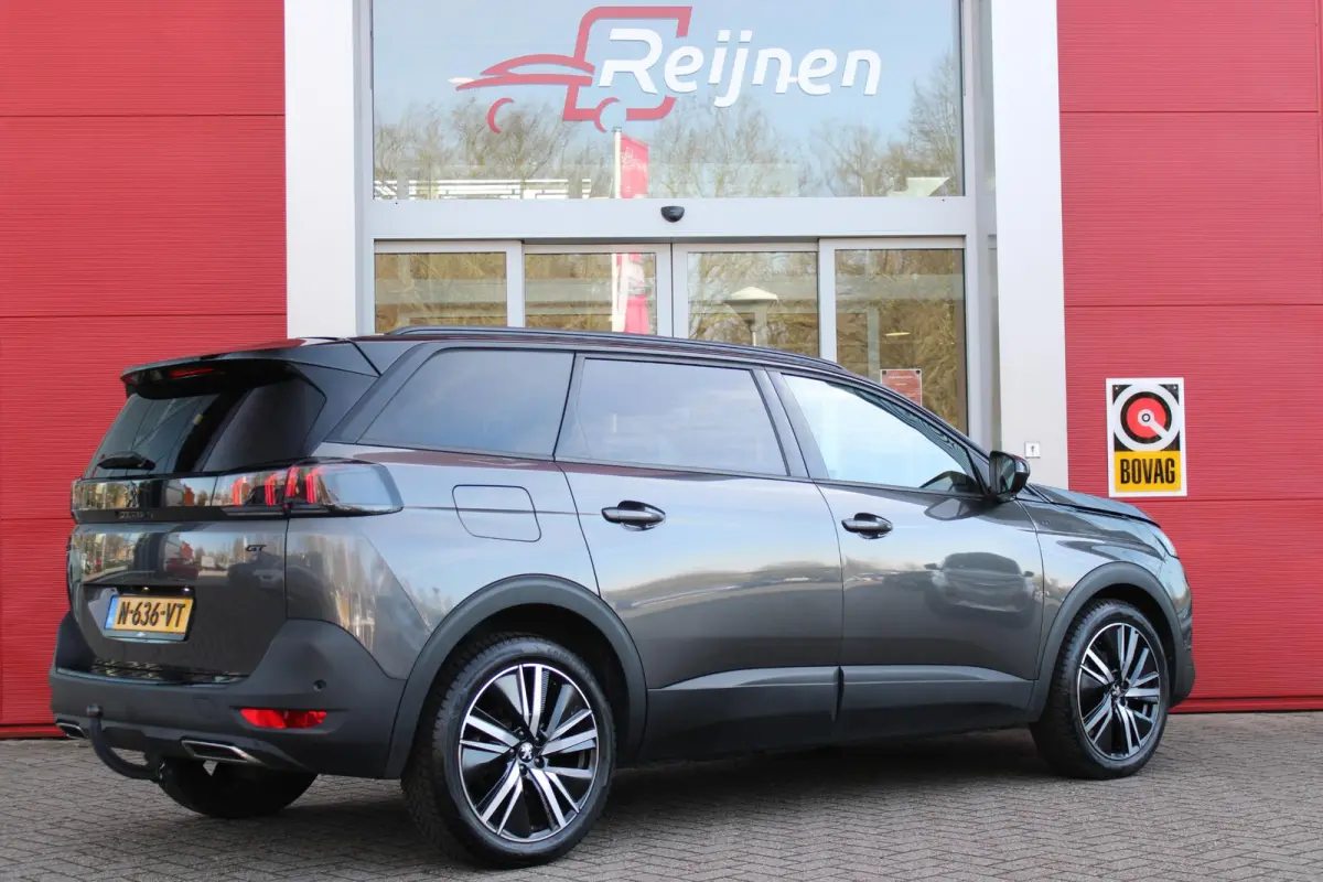 1.2 130PK AUTOMAAT GT PACK BUSINESS | PANORAMISCH SCHUIF/KANTEL DAK | AFNEEMBARE TREKHAAK | ALCANTARA BEKLEDING | FULL LED KOPLAMPEN | FOCAL AUDIO SYSTEM | 19" LICHTMETALEN VELGEN | CLIMATE 