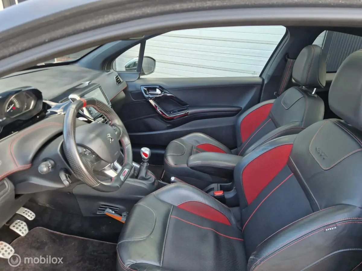 1.6 e-THP GTi