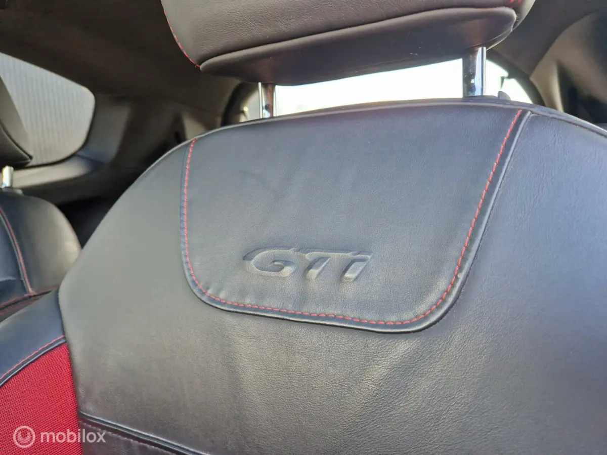 1.6 e-THP GTi