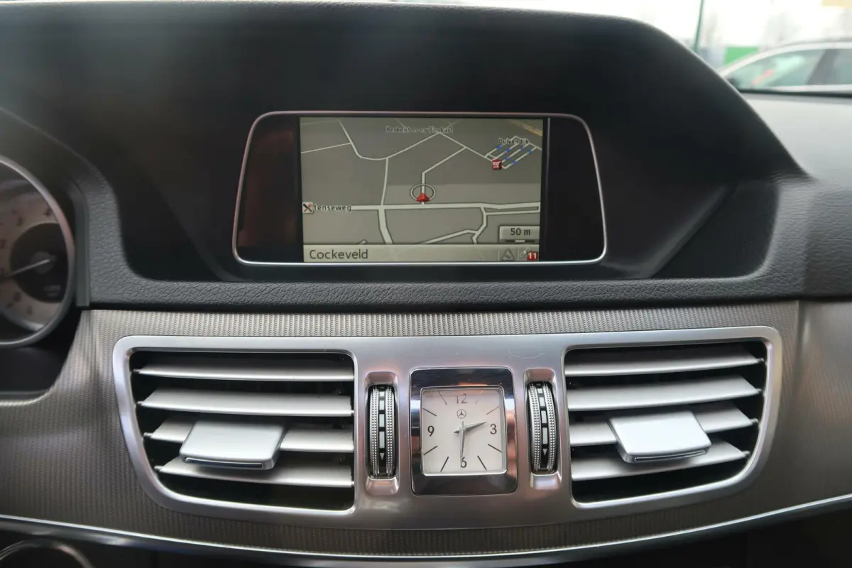 200 Aut FACELIFT|PANORAMADAK|TREKHAAK|SPORT PAKKET|LED|NAVIGATIE|ORIGINEEL NEDERLANDS