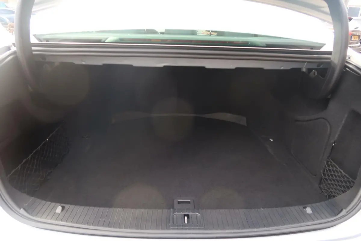 200 Aut FACELIFT|PANORAMADAK|TREKHAAK|SPORT PAKKET|LED|NAVIGATIE|ORIGINEEL NEDERLANDS