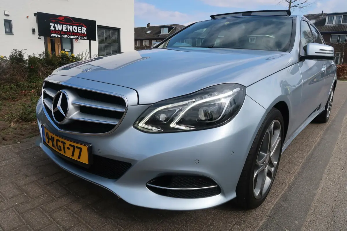 200 Aut FACELIFT|PANORAMADAK|TREKHAAK|SPORT PAKKET|LED|NAVIGATIE|ORIGINEEL NEDERLANDS