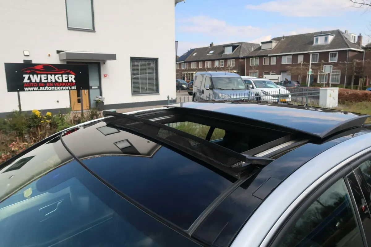 200 Aut FACELIFT|PANORAMADAK|TREKHAAK|SPORT PAKKET|LED|NAVIGATIE|ORIGINEEL NEDERLANDS