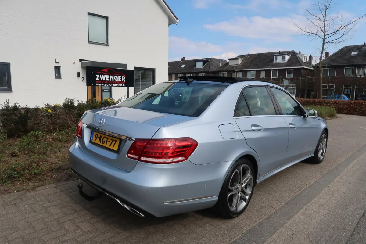 200 Aut FACELIFT|PANORAMADAK|TREKHAAK|SPORT PAKKET|LED|NAVIGATIE|ORIGINEEL NEDERLANDS