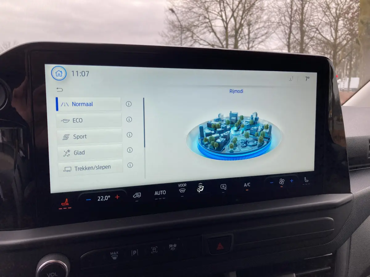 320 2.0 TDCI L1H1 Limited | BPM VRIJ! | DEMO        SUPER-COMPLEET!!!
