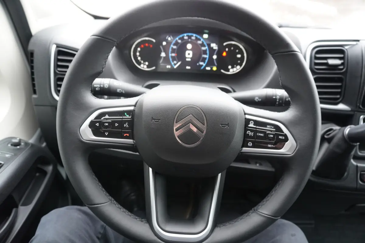 2.2 BlueHDi 140PK S&S L2H2 3.5t Automaat Nr. V192 | Climate | Cruise | Navi | 360 Camera | Blis