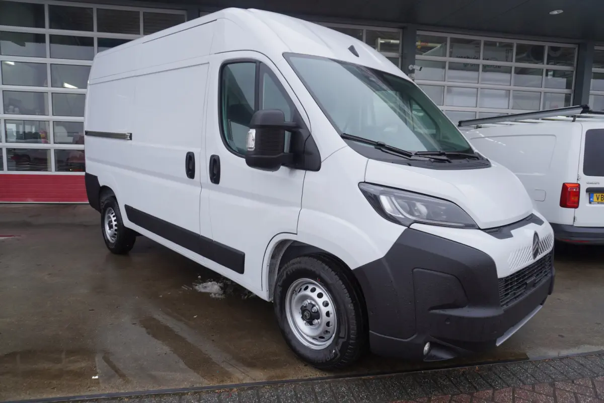 2.2 BlueHDi 140PK S&S L2H2 3.5t Automaat Nr. V205 | Climate | Cruise | Navi | 360 Camera | Blis | Betimmering